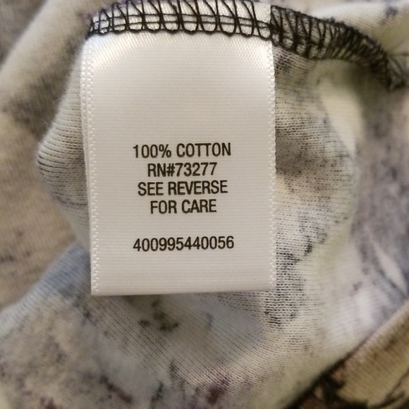 Croft and Barrow 3/4 length sleeve floral top - Picture 2 of 3